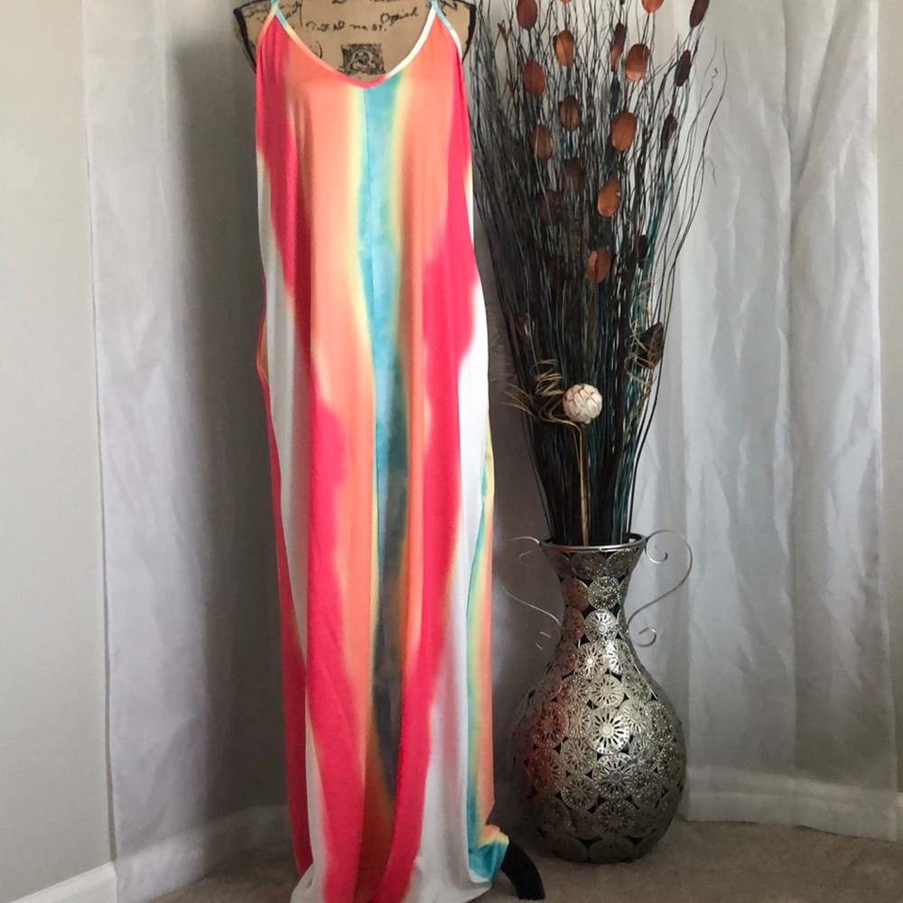 🆕 Round Neck Striped Print Spaghetti Strap Dress